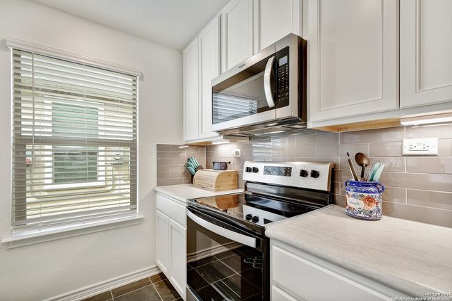 6542 Cibolo Spgs, House other with 3 bedrooms, 2 bathrooms and null parking in Converse TX | Image 11