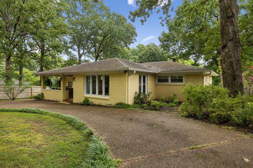 101 W Hills Ter, Dickson, TN, 37055-2146 | Card Image