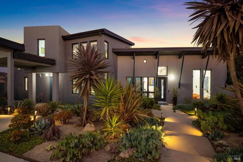 3929 Rincon Ridge Dr, Santa Rosa, CA, 95404-7698 | Card Image