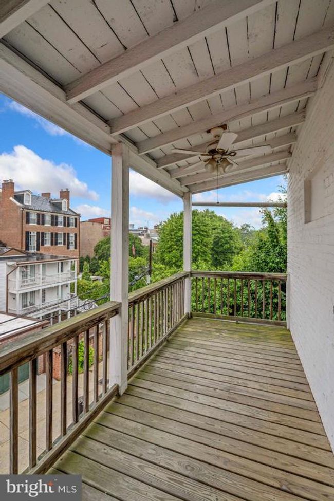 APT-7 - 3333 N St Nw, Condo with 2 bedrooms, 3 bathrooms and null parking in WASHINGTON DC | Image 28