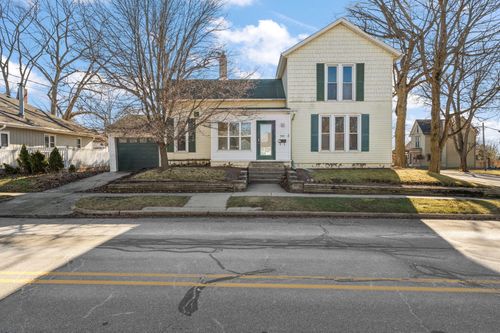 557 Chicago St, Valparaiso, IN, 46385 | Card Image