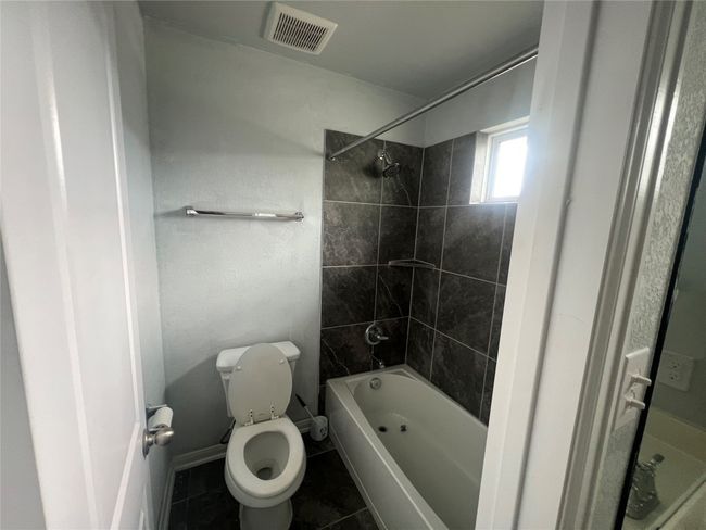 1153 Leadtree Loop, House other with 4 bedrooms, 4 bathrooms and null parking in Buda TX | Image 8