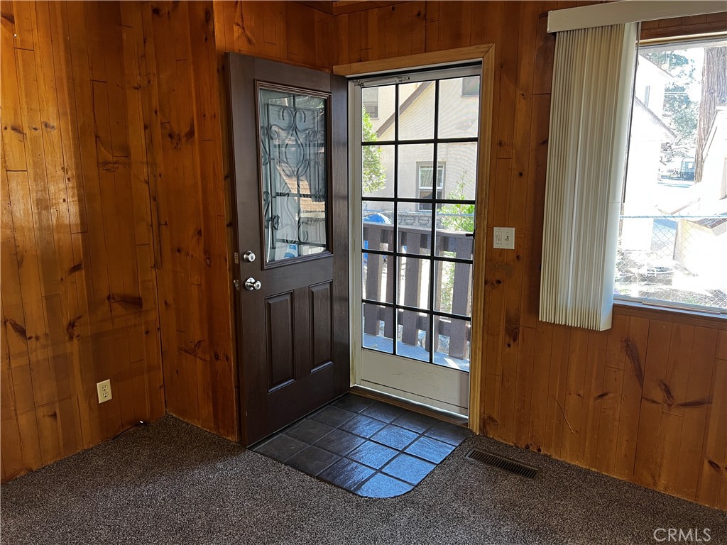 Residential Lease in Crestline 4