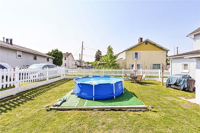2216 Keystone Ave, House other with 3 bedrooms, 2 bathrooms and 1 parking in Hempfield Twp - WML PA | Image 12