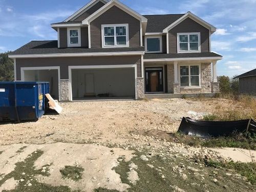 511 Woodside Ct, West Bend, WI, 53095-1214 | Card Image