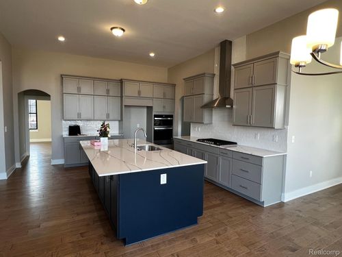 3743 Kinsley Boulevard, Superior Charter Township, MI, 48105 | Card Image