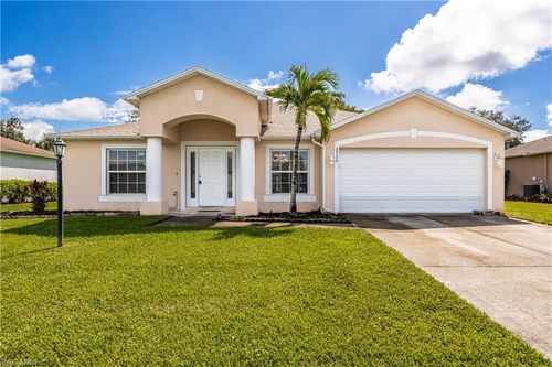 2720 Soaring Hawk Dr, Fort Myers, FL, 33905-2460 | Card Image