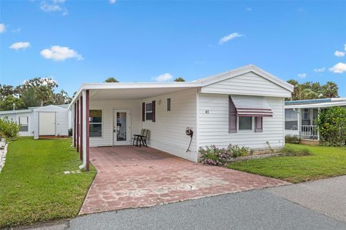 47 Cocos Plumosa Dr, EUSTIS, FL, 32726-7463 | Card Image