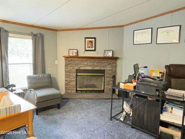Living Room | Image 7