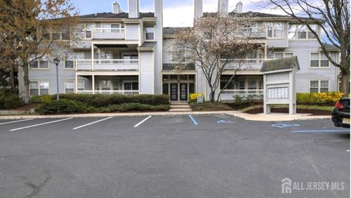 apt-1-104 Olympic Ct, Princeton, NJ, 08540-7077 | Card Image