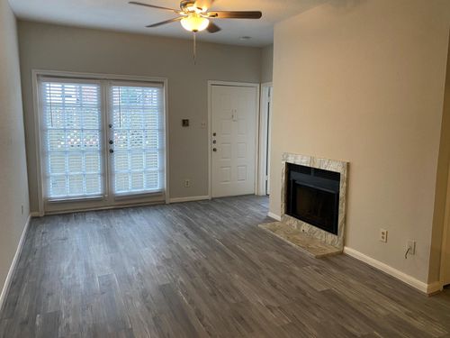 apt-2009-2121 El Paseo St, Houston, TX, 77054-3226 | Card Image