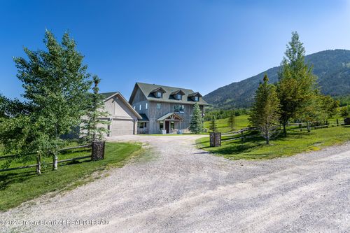321 Western Dr, Afton, WY, 83110 | Card Image