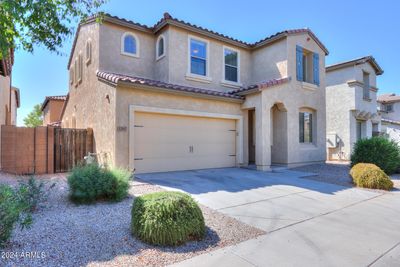 3287 E Morning Star Lane, House other with 3 bedrooms, 3 bathrooms and null parking in Gilbert AZ | Image 2