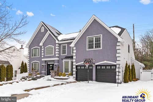 24 Exton Cir, CHERRY HILL, NJ, 08003-2961 | Card Image