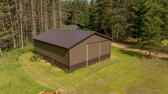 32 x 40 pole barn | Image 26