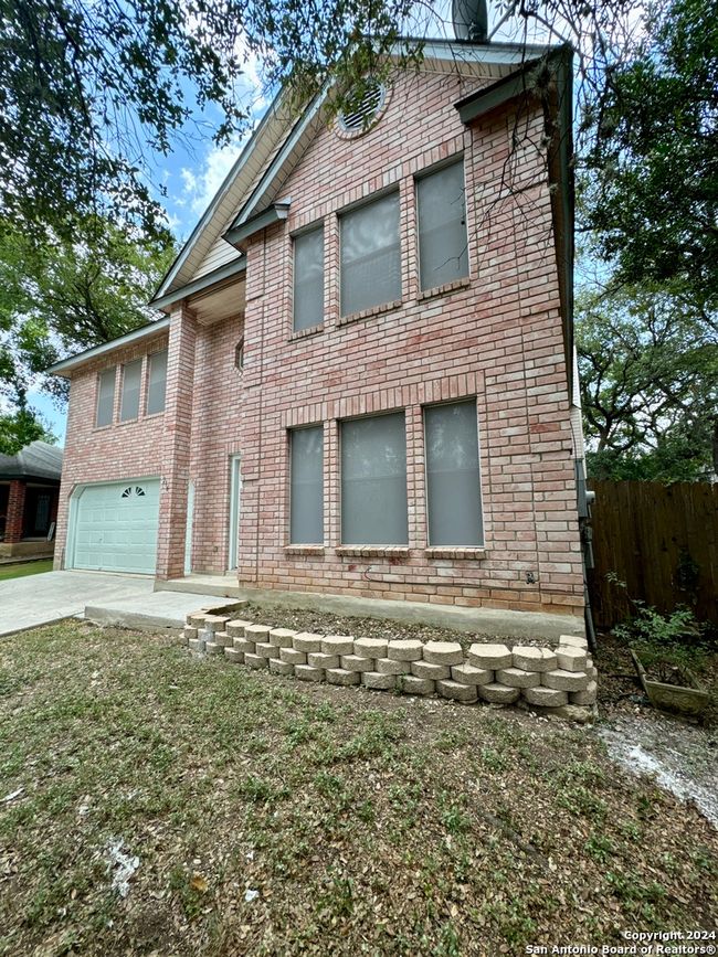 216 Newrock Crk, House other with 3 bedrooms, 3 bathrooms and null parking in Schertz TX | Image 4