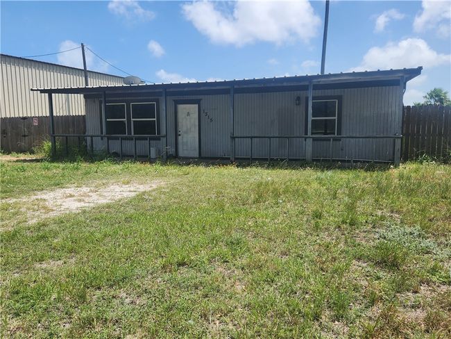 1315 4 Th St, House other with 1 bedrooms, 1 bathrooms and null parking in Ingleside TX | Image 6