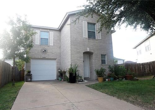 5804 Seattle Slew Dr, Del Valle, TX, 78617-3495 | Card Image