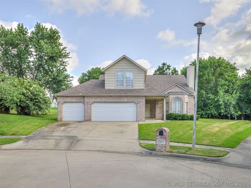 13017 93rd Ct, Owasso, OK, 74055-4761 | Card Image