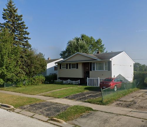 2631 Kennedy Dr, North Chicago, IL, 60064-1666 | Card Image