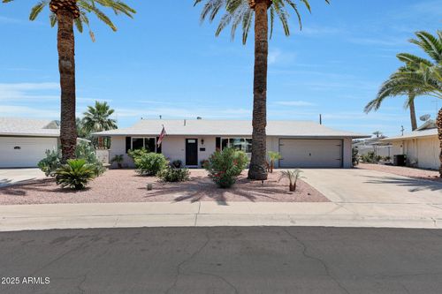 11807 N Cherry Hills Dr E, Sun City, AZ, 85351-3818 | Card Image
