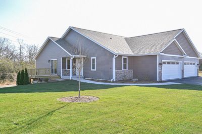 25 - 313 N Trailview Circle, Condo with 2 bedrooms, 2 bathrooms and null parking in Waterford WI | Image 1