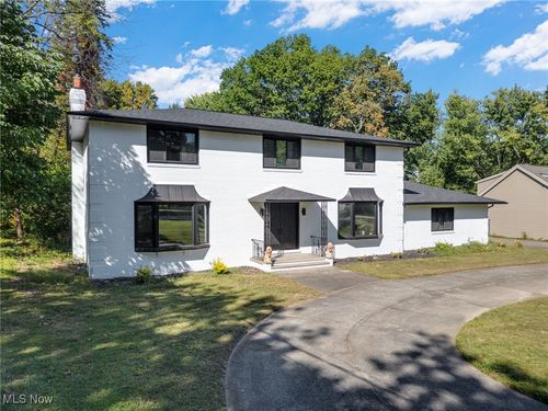 6713 Farview Rd, Brecksville, OH, 44141-1213 | Card Image