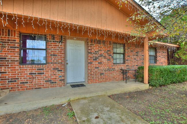 Covered Front Porch | Image 4
