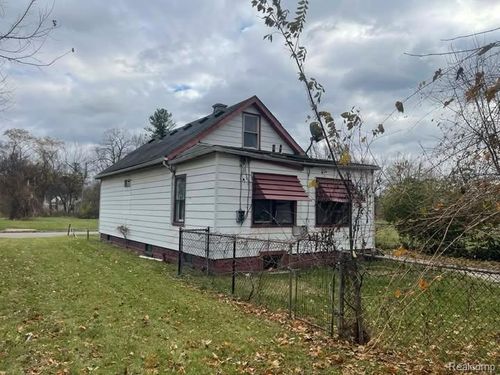 12123 Grandmont Ave, Detroit, MI, 48227-1126 | Card Image