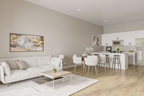 102-1310 Murphy Street, Des Moines, IA, 50309 | Card Image