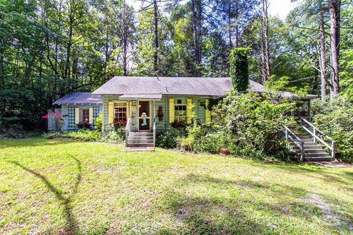 36 Walker Creek Dr, Cedar Mountain, NC, 28718-8049 | Card Image