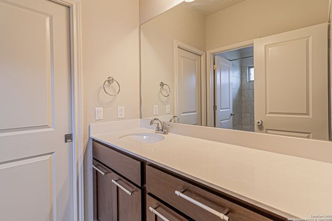 1239 Yaupon Loop, House other with 4 bedrooms, 3 bathrooms and null parking in New Braunfels TX | Image 39