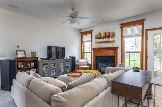 180 East River Drive, Condo with 4 bedrooms, 3 bathrooms and null parking in LEDGEVIEW WI | Image 7