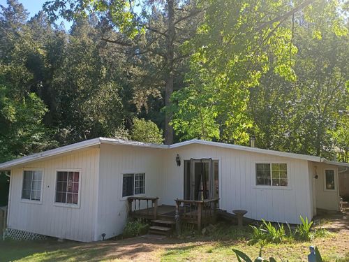 10113 Field Ln, Forestville, CA, 95436-9729 | Card Image