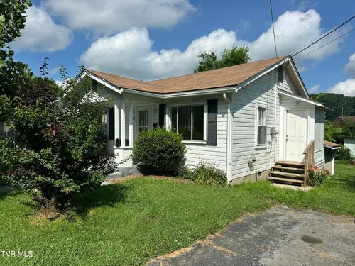 613 Spruce St, Johnson City, TN, 37601-4950 | Card Image
