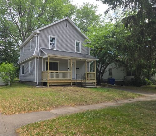 49 Corona St, Springfield, MA, 01104-2748 | Card Image