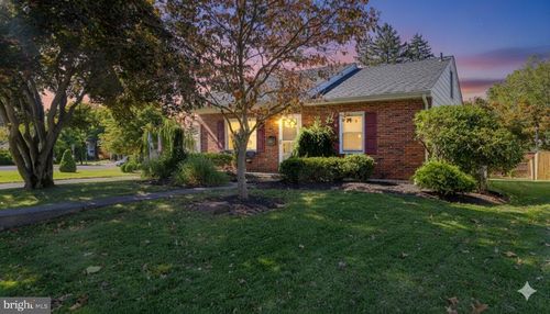 232 S 10th St, QUAKERTOWN, PA, 18951-1528 | Card Image