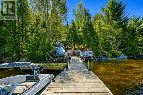 13603 Raven Lake - East Shore, Algonquin Highlands (Sherborne), ON, P0A1E0 | Card Image