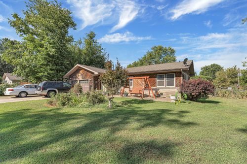 515 S West Avenue, Springfield, MO, 65806 | Card Image