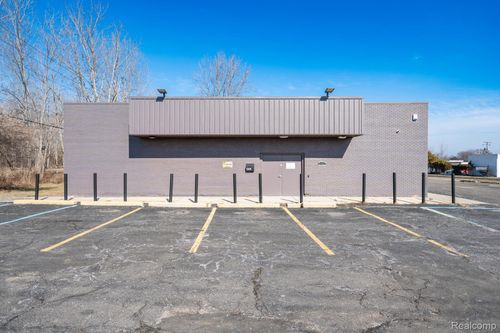 24531 Henry B Joy Blvd, Harrison Township, MI, 48045-1113 | Card Image