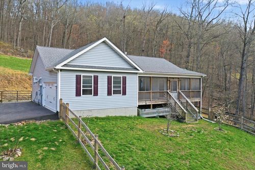 330 Heavens Tree Trail, FRONT ROYAL, VA, 22630 | Card Image