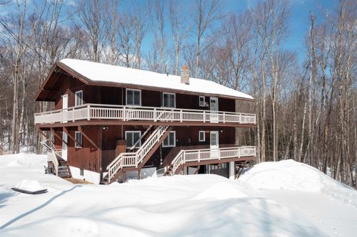 405 Vt Route 30, Winhall, VT, 05340-9708 | Card Image