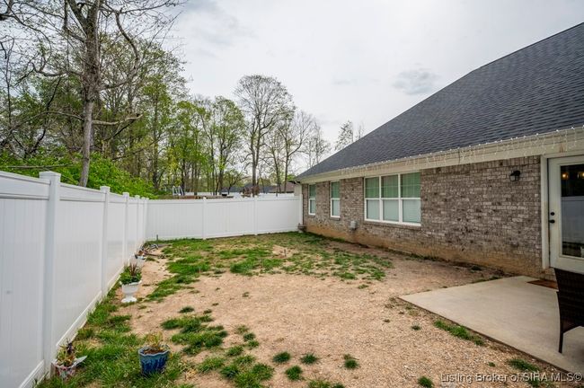 9010 Glencoe Ct, Home with 4 bedrooms, 3 bathrooms and null parking in Charlestown IN | Image 32