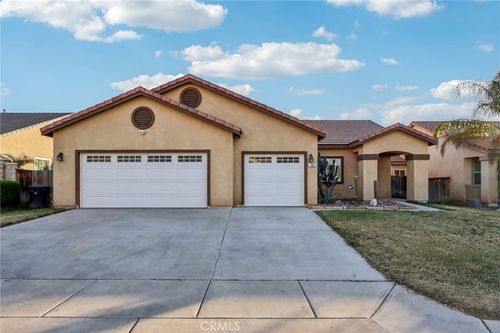 124 Shoal Reef Ave, San Jacinto, CA, 92583-6552 | Card Image