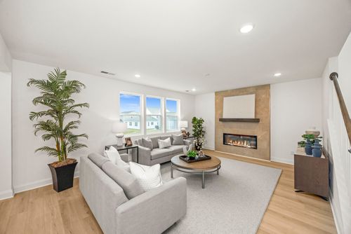 125 E Cassa Way, Mount Juliet, TN, 37122 | Card Image