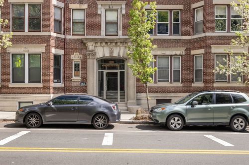 6-109 Winchester St, Brookline, MA, 02446-2761 | Card Image