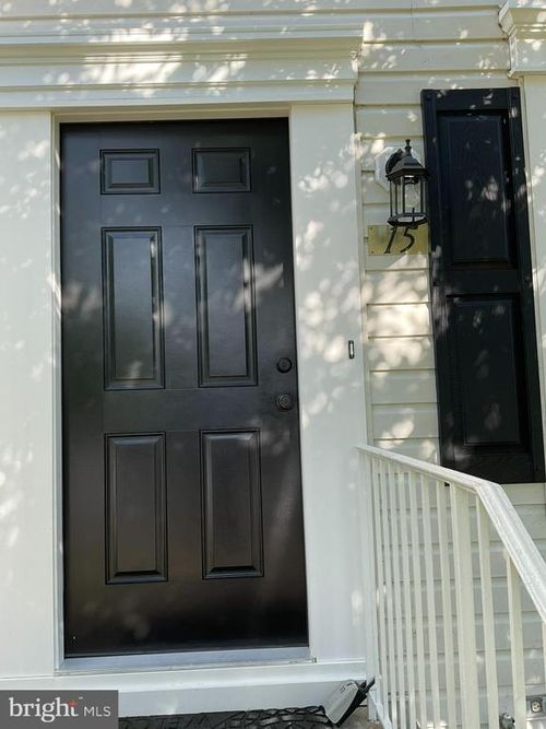 15 Gemstone Ct, BALTIMORE, MD, 21244-7200 | Card Image