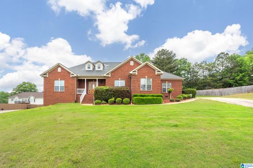 305 Lazy Brook Dr, OXFORD, AL, 36203-5046 | Card Image
