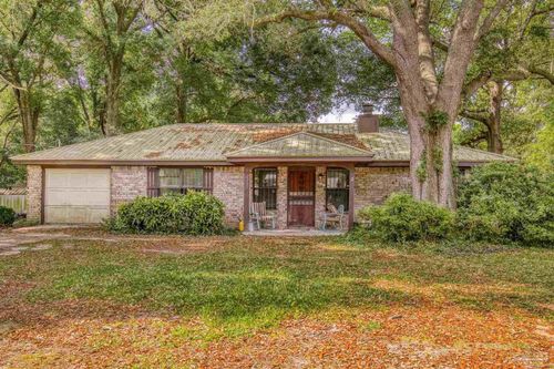 921 Candlestick Dr, Pensacola, FL, 32514-1515 | Card Image