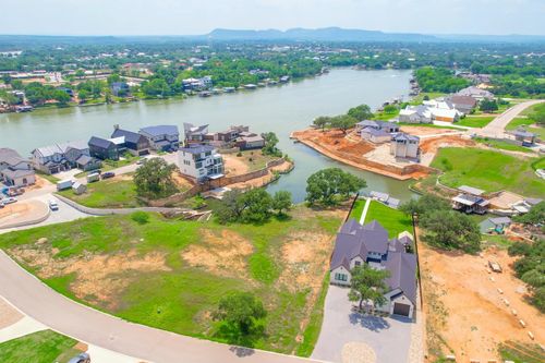 11 Legendary Estates Dr, Kingsland, TX, 78639 | Card Image